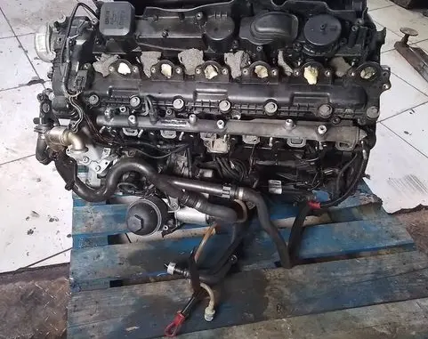 BMW 7 E65 E66 Engine m57 7783135a 7783135
