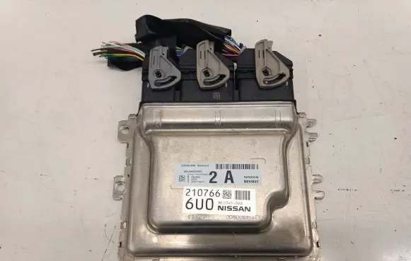 Nissan Qashqai J12 Engine control unit/module 237036UA0A