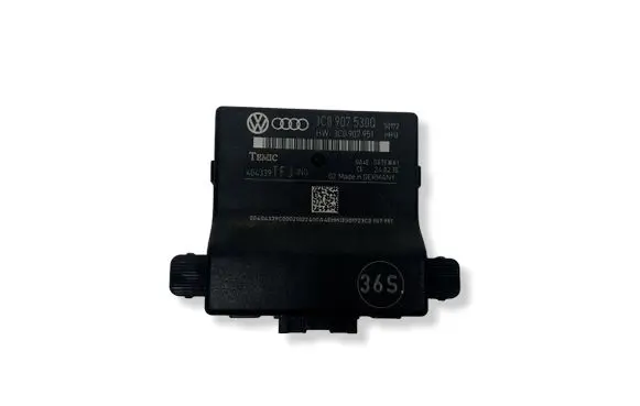 Volkswagen PASSAT B6 Gateway control module 3C0907951