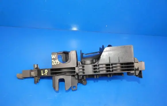 Mercedes-Benz C W205 Other engine bay part A2058310798