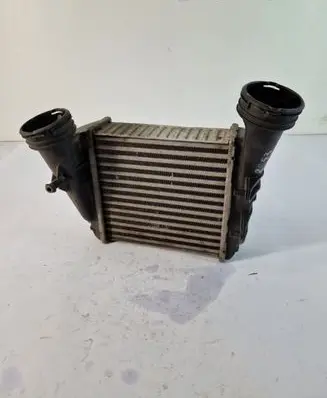 Skoda Superb B5 (3U) Intercooler radiator 3B0145806