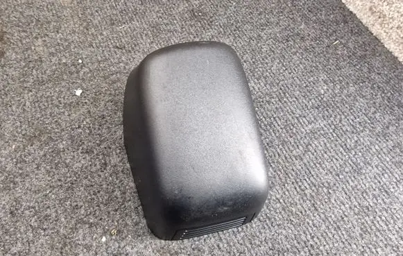 Land Rover Discovery 5 Rearview mirror trim GJ3217D737EA GJ3217D737