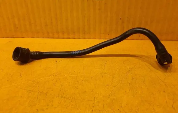 Volvo V60 Engine coolant pipe/hose 31338832