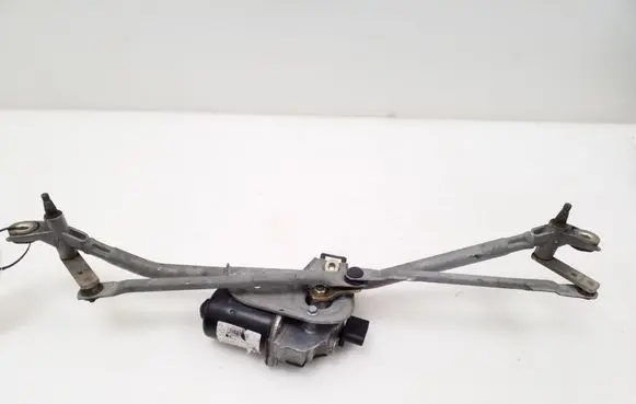 Skoda Superb B5 (3U) Front wiper linkage and motor 8D1955326B