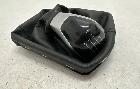 Volkswagen Golf VIII Gear lever shifter trim leather/knob 5H2711133C