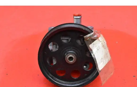 Volvo S60 Power steering pump 31280865