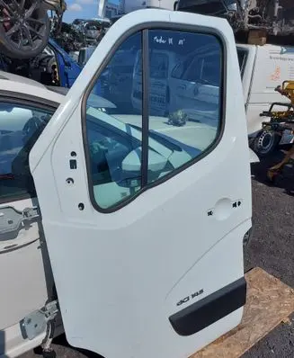 Renault Master III Front door 