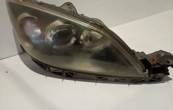 Mazda 3 I Headlight/headlamp