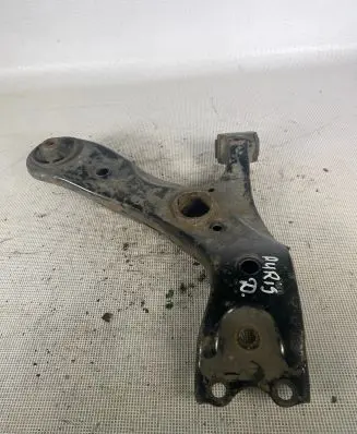 Toyota Auris E180 Front lower control arm/wishbone