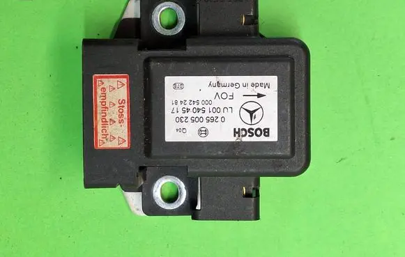 Mercedes-Benz E W211 ESP acceleration yaw rate sensor 0265005230 0015404517