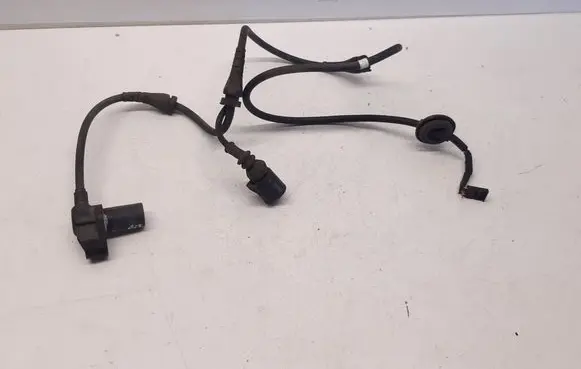 Audi A4 S4 B7 8E 8H ABS brake wheel speed sensor 0265006808