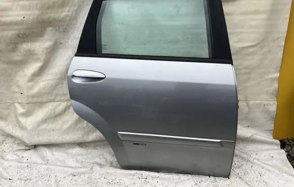 Fiat Croma Rear door