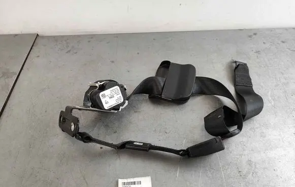 Ram 1500 Middle seatbelt (rear) 7ax82tx7ab