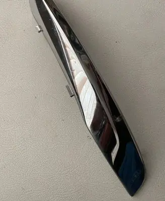 Dodge Durango Front fog light trim/grill 05113736