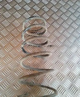 KIA Clarus Rear coil spring