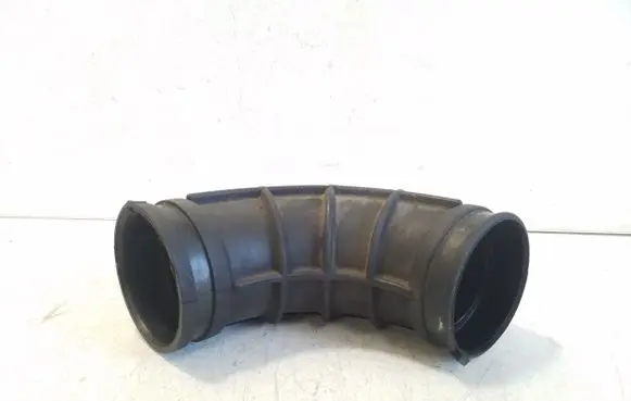 Opel Astra G Air intake duct part 90572796
