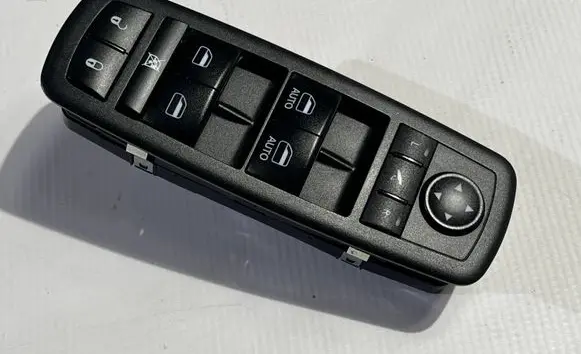 Dodge RAM Electric window control switch 68262252AC