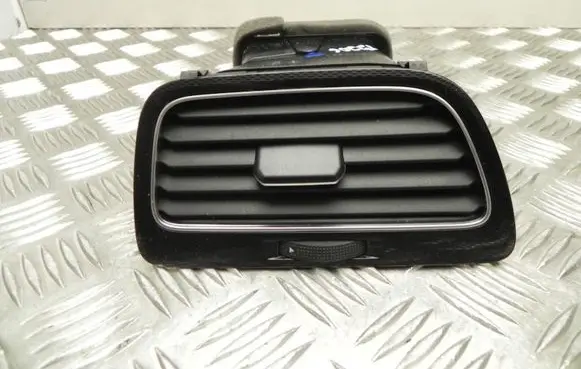 Volkswagen Golf VII Rear air vent grill 5G2819703RS T2206