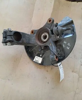 Volkswagen Transporter - Caravelle T5 Front wheel hub spindle knuckle