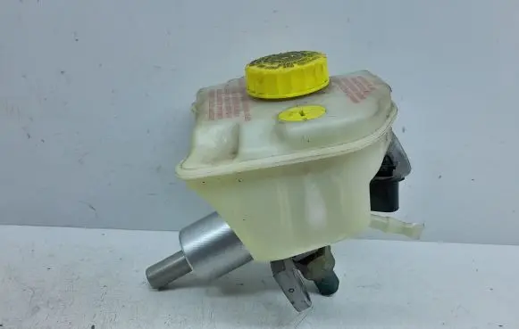 Volkswagen Phaeton Master brake cylinder 3D0611301B 32067018E