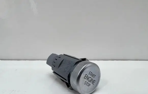 Volkswagen PASSAT B8 Engine start stop button switch
