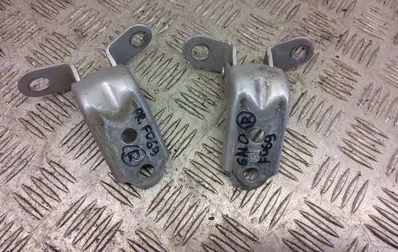 Hyundai ix35 Front door hinge set 