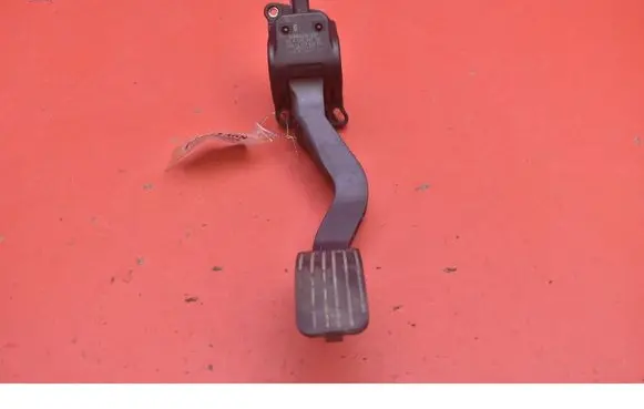 Peugeot 307 Accelerator throttle pedal 9680756880