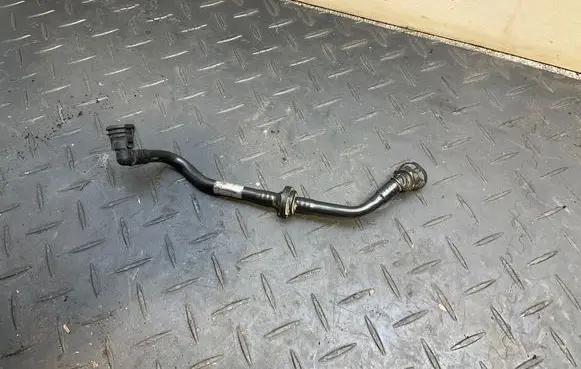 BMW 3 F30 F35 F31 Vacuum line/pipe/hose 7618496