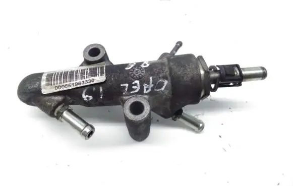Opel Vectra C Fuel pressure regulator 000551963330