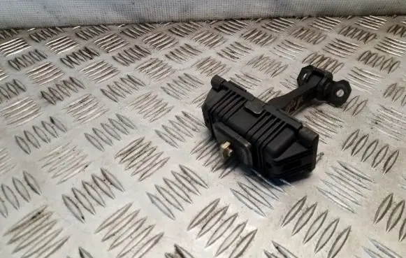 Mercedes-Benz Vito Viano W639 Front door check strap stopper A6397200016