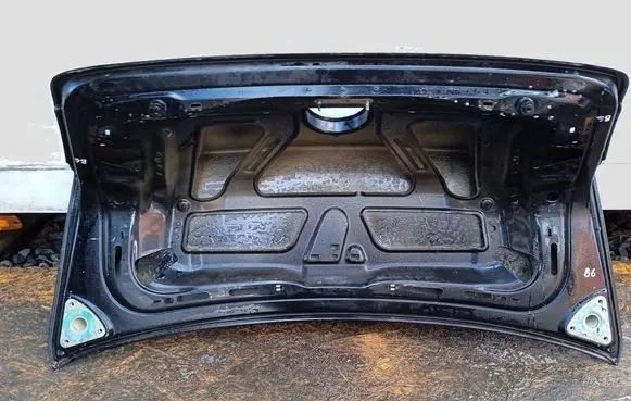 Volkswagen PASSAT B6 Tailgate/trunk/boot lid