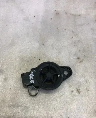 Nissan Juke II F16 Parking PDC sensor speaker 281e15ca0a