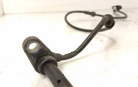Mercedes-Benz E W212 ABS brake wheel speed sensor 2125400217 A2125400217