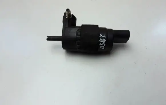 Audi A4 S4 B8 8K Windscreen/windshield washer pump 8K9955647