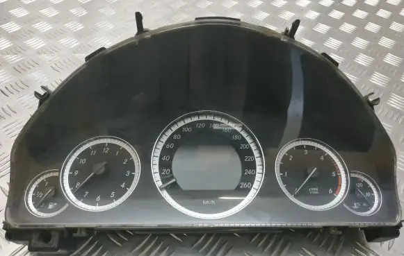 Mercedes-Benz E W212 Speedometer (instrument cluster) A2C53279093