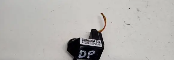 Citroen C5 Airbag deployment crash/impact sensor 9636982680 C5261109306 550903000
