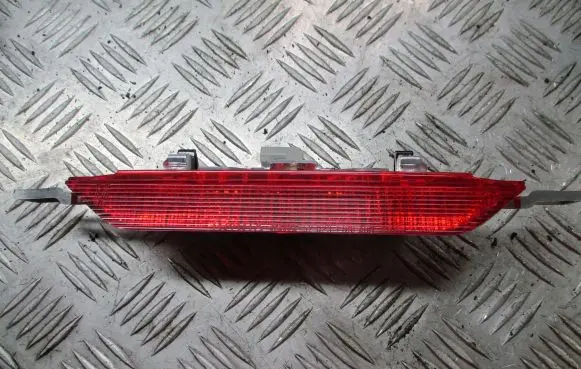 Toyota Corolla E120 E130 Third/center stoplight