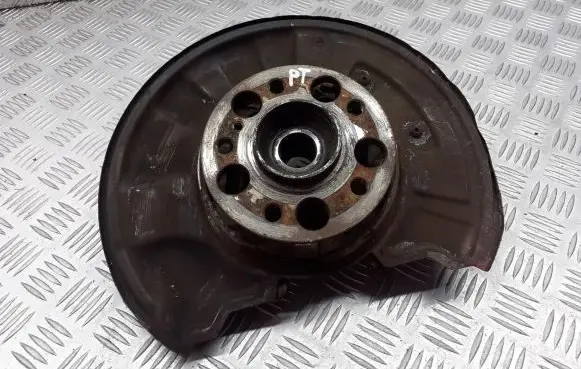 Mercedes-Benz C W204 Rear wheel bearing hub 