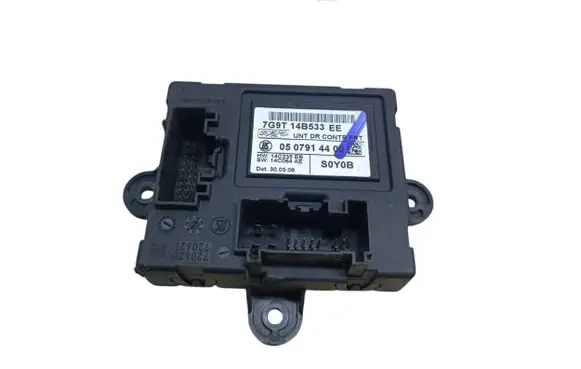 Jaguar XF X250 Door control unit/module 7G9T14B533EE 0507914400