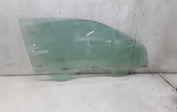 Mercedes-Benz C W203 Front door window/glass (coupe) 