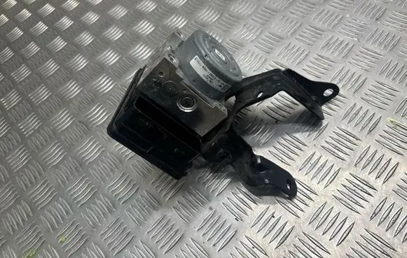 Ford Focus ABS Pump NX612C219CE