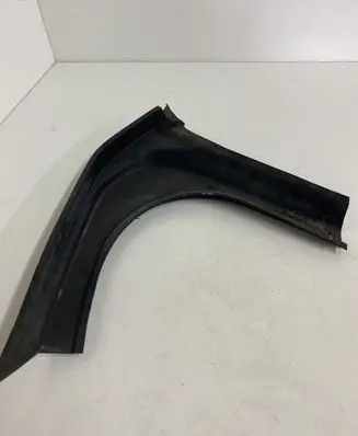 Maserati Ghibli Loading door rubber seal (on body) 670036881