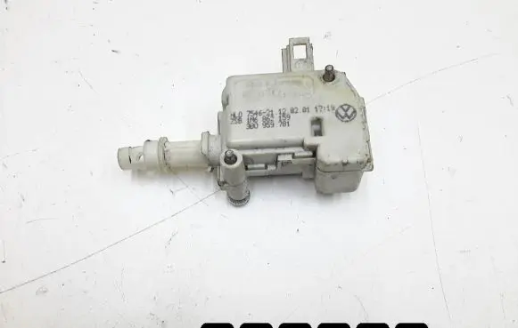 Seat Leon (1M) Central locking motor 3b0959781