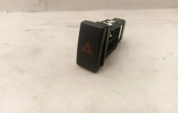 Toyota Avensis T250 Hazard light switch 157963 8433205050