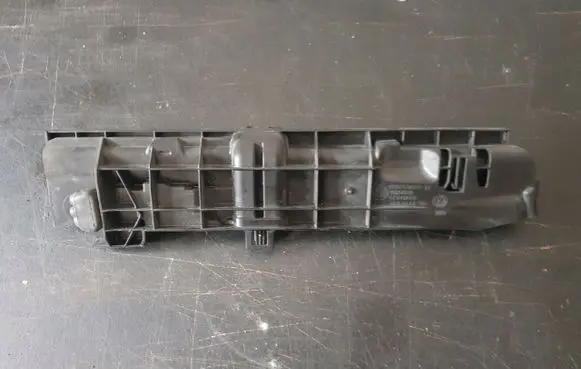 BMW X1 E84 Radiator mount bracket 7524914MAPACAR