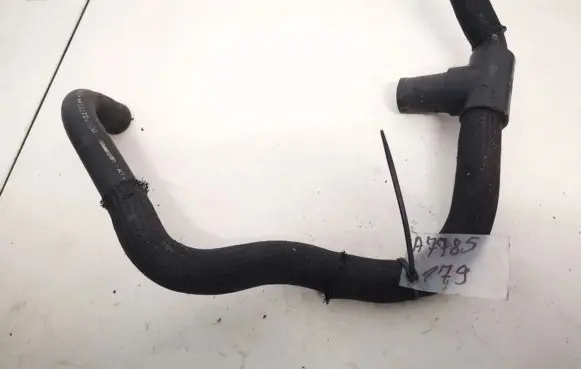 Peugeot 807 Engine coolant pipe/hose