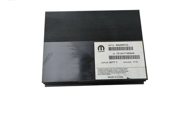 Dodge Challenger Sound amplifier 68425657AA 26777 TE1AA1719E8449