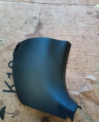 Toyota Verso Foot area side trim 621110F020