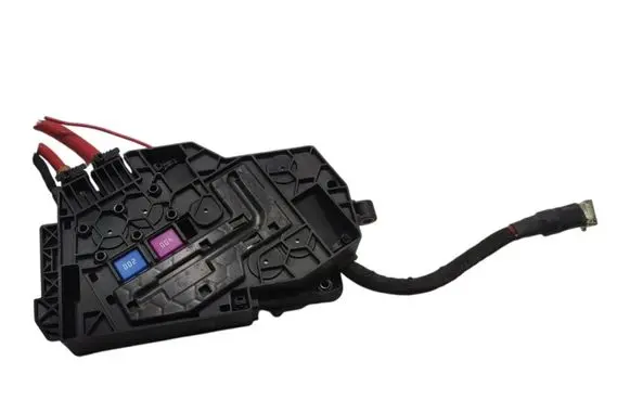 Mercedes-Benz GLA H247 Fuse box set A1775406032