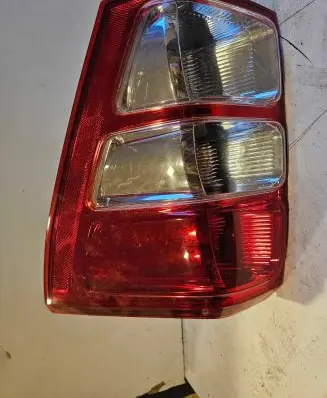 Suzuki Grand Vitara II Rear/tail lights 22059079 A045053